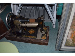 Property photo 10 - Ranch Style Home, Furniture, Appliances, Collectibles and more! - Real Estate & Personal Property Auction